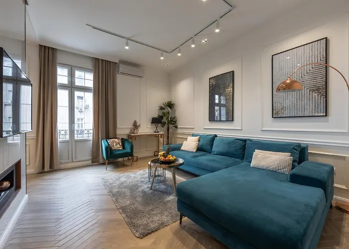 Max Central Apartment
