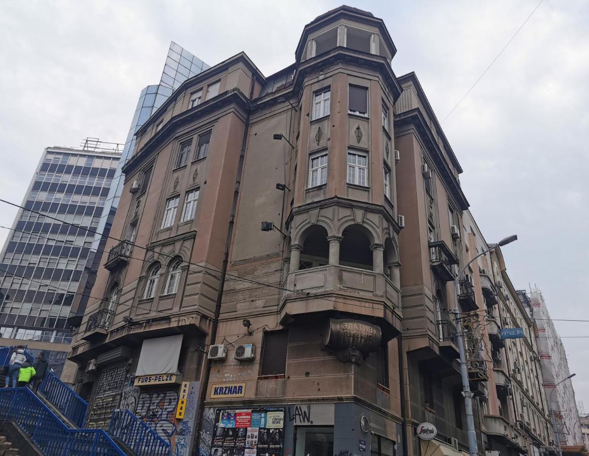 Max Apartment