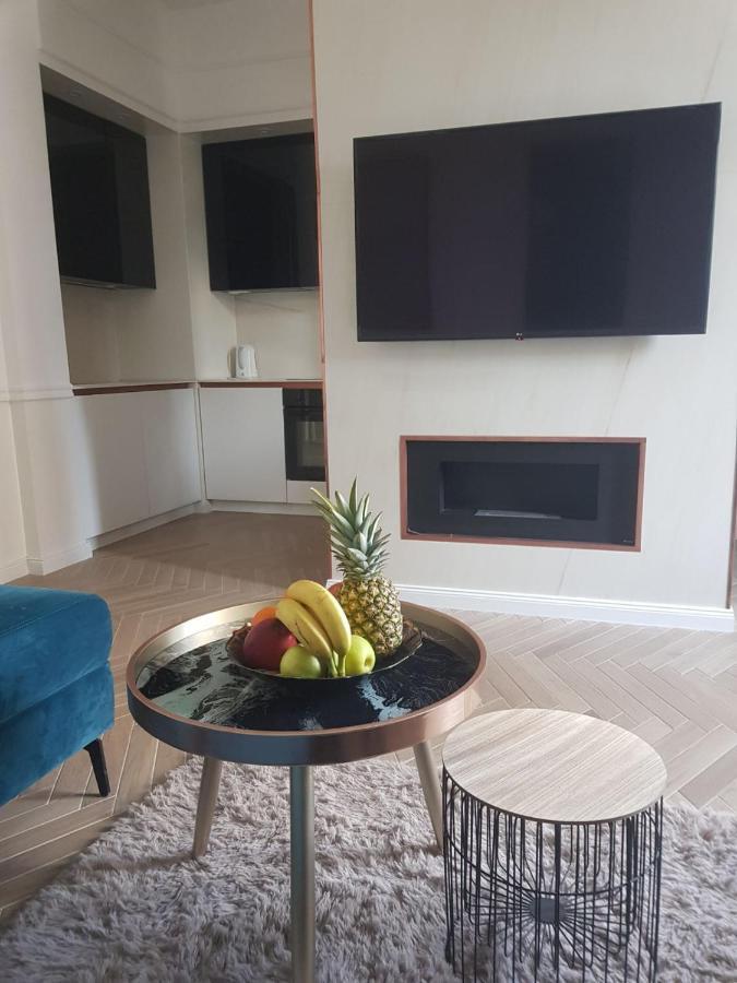 Apartment Max